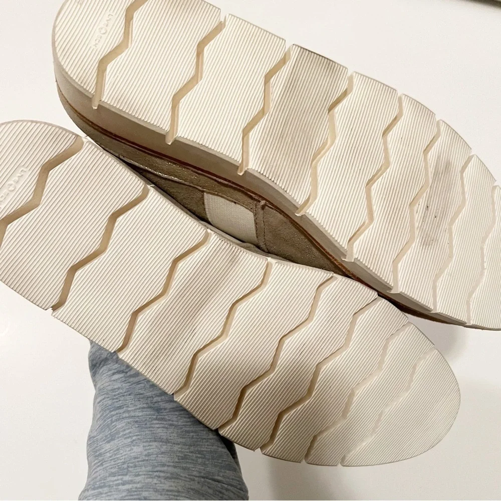 Trask Gold Metallic Slip On Flats Size 11